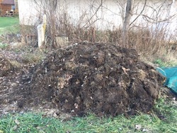 Hay bale compost
